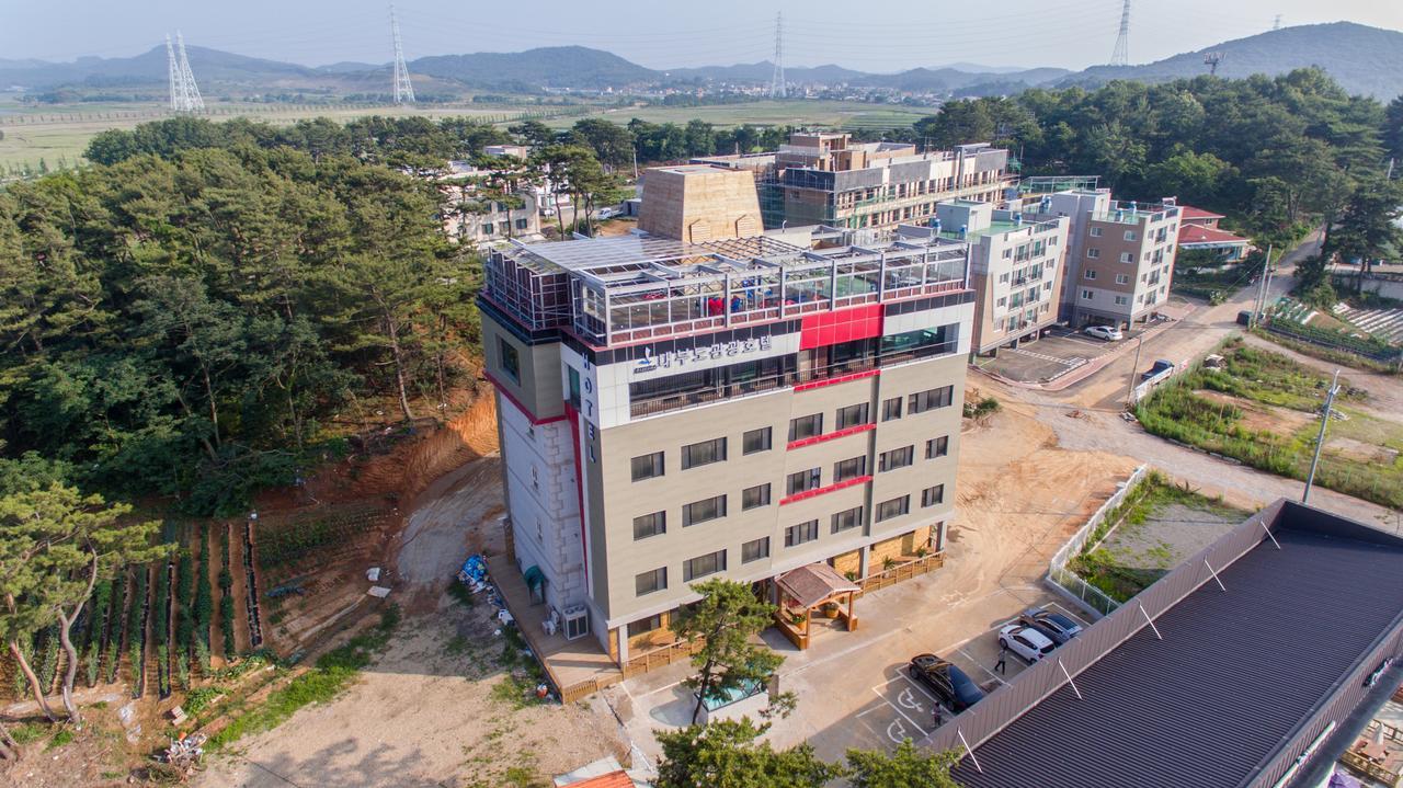 Daebudo Tourist Hotel อันซัน ภายนอก รูปภาพ